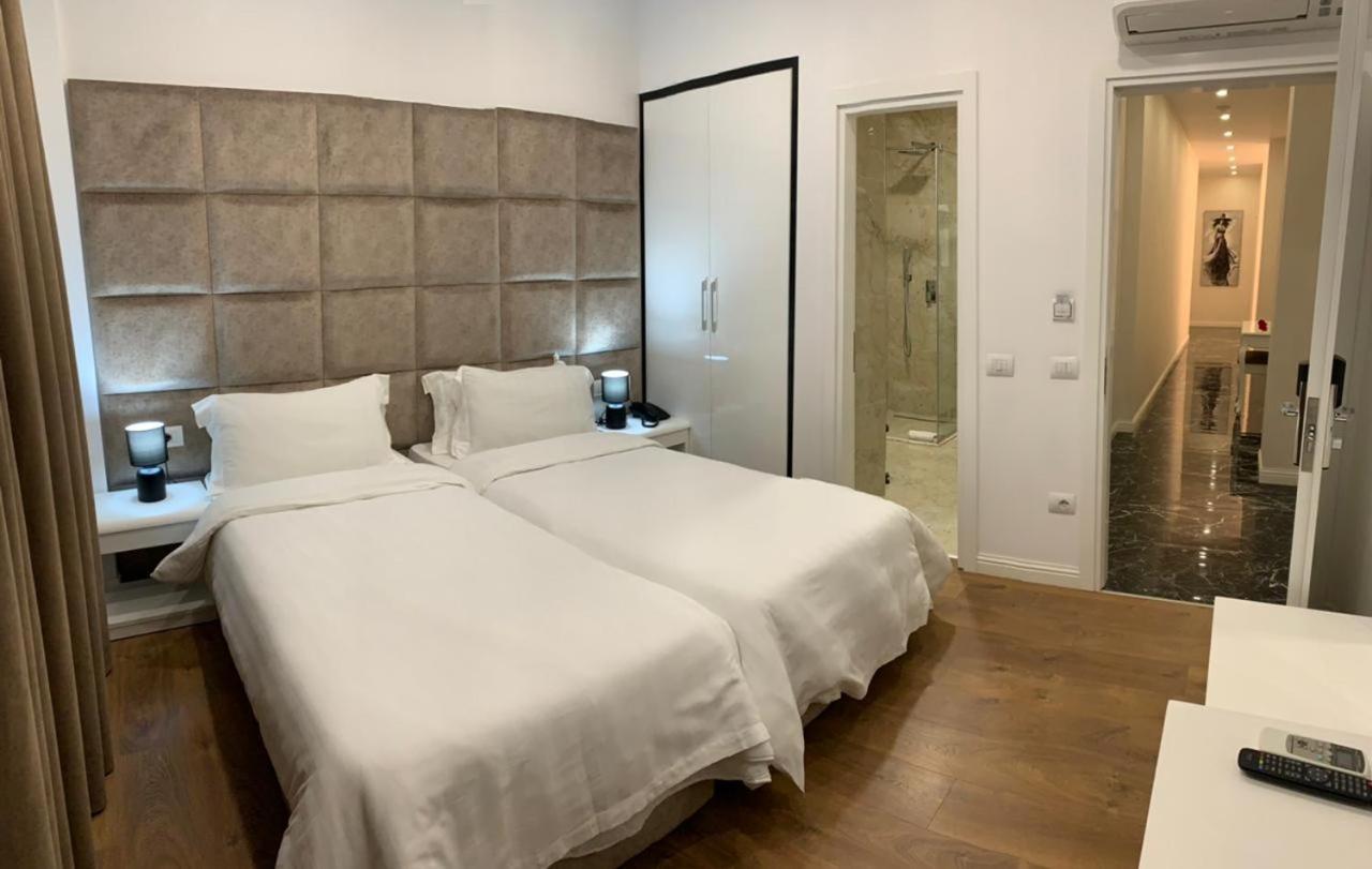 Ramel Hotel Tirana Buitenkant foto